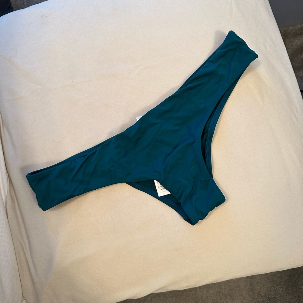 Billabong bikini bottom, Large, green, NWT